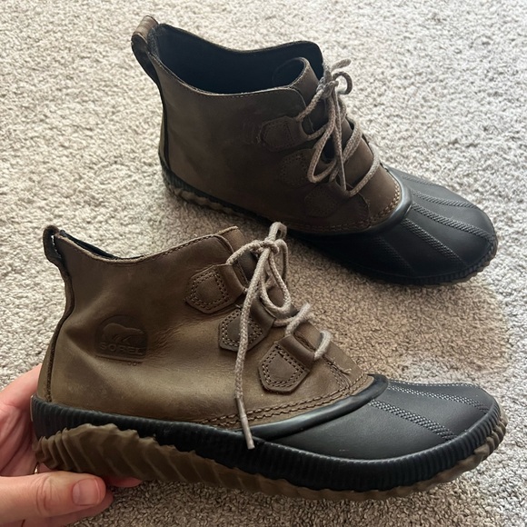 Sorel Women’s Size 10 Out N About Plus Waterproof Duck Boots Winter Snow - Picture 1 of 7